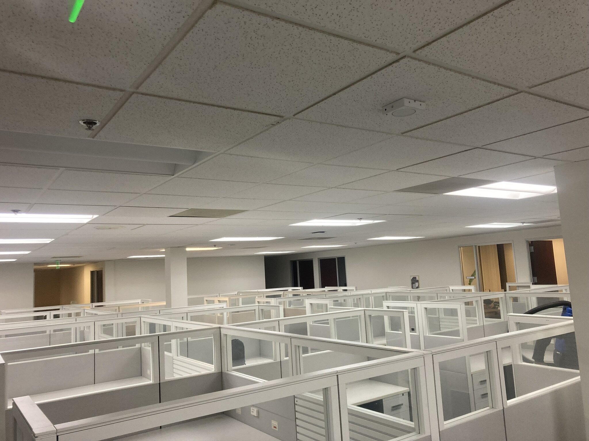 Office furniture liquidation with cubicles and desks at Cube World USA. Perfect for office upgrades.
