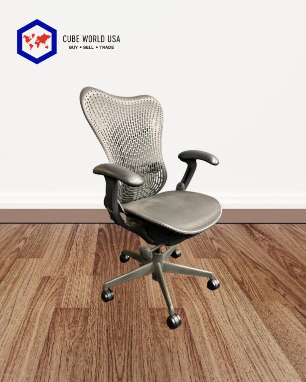 Quality ergonomic mesh office chair with adjustable armrests and lumbar support for optimal comfort.