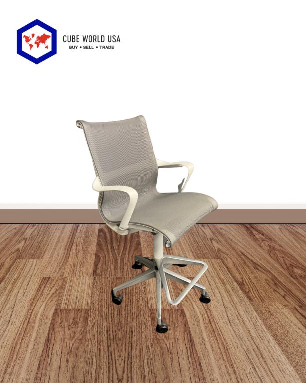 Modern ergonomic office chair ideal for workspace comfort and productivity.